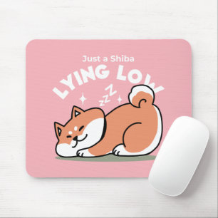 Nur ein Shiba, der niedrig fliegt: Niedliches Shib Mousepad
