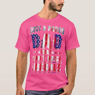 Nur ein stolzer Vater, der angestiegen ist (2) T-Shirt