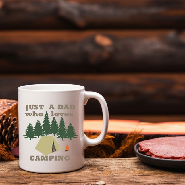 Nur ein Vater, der Camping und Wandern Liebe Kaffeetasse (Von Creator hochgeladen)