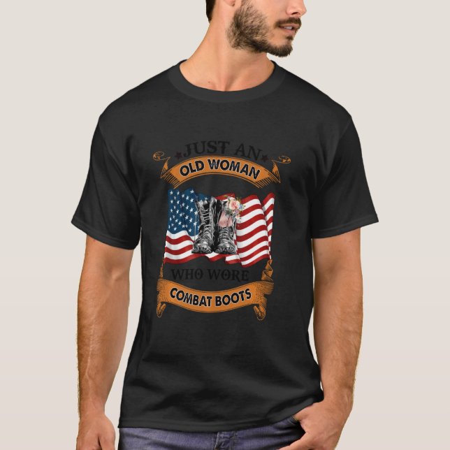Nur eine Frau, die Kampfstiefel für Veteranen hatt T-Shirt (Vorderseite)