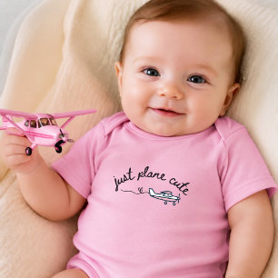 Nur eine süße rosa Flugzeug und Herz Luftfahrt Baby Strampler
