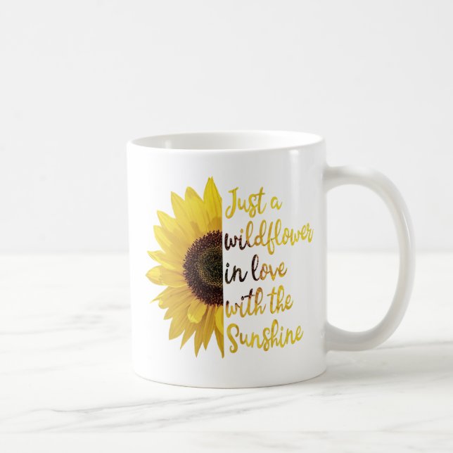 Nur eine Wildblume in Liebe mit dem Sonnenschein Kaffeetasse (Rechts)