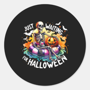 Nur für Halloween Kürbislaterne Skelett Gewartet Runder Aufkleber
