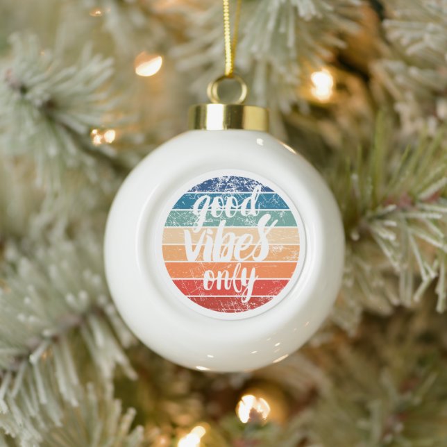 Nur gute Vibes Keramik Kugel-Ornament (Baum)
