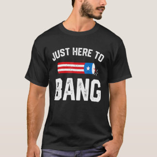 Nur hier, um die amerikanische Fahne 4. Juli Feuer T-Shirt