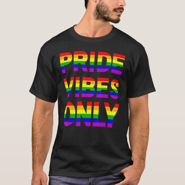 Nur LGBTQIA-Liebe unterstützt Frauen T-Shirt (Vorderseite)