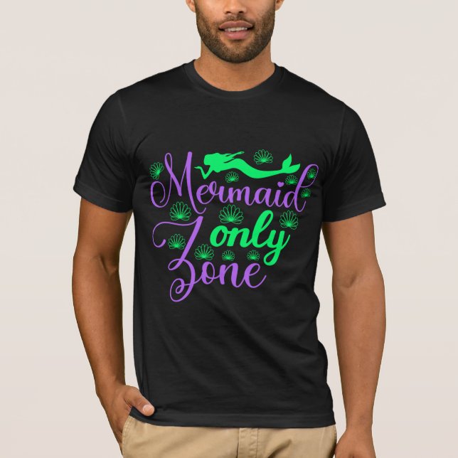Nur Meerjungfrau Zone in Neon Green und Lila T-Shirt (Vorderseite)