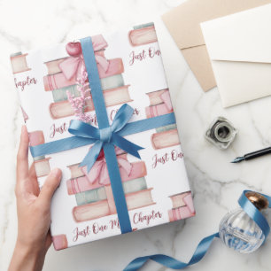 Nur noch ein Kapitel – Wasserfarbenbuchliebhaber Geschenkpapier