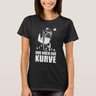 Nur noch eine Kurve Wandern und draußen T-Shirt