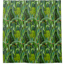 Nur um den Duschvorhang hängen