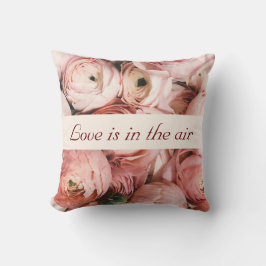 Nur verheiratet, Rosa Rosen, Liebe ist in der Air Kissen