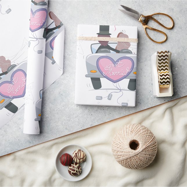 Nur verheiratete Paare fahren ab Geschenkpapier (Von Creator hochgeladen)