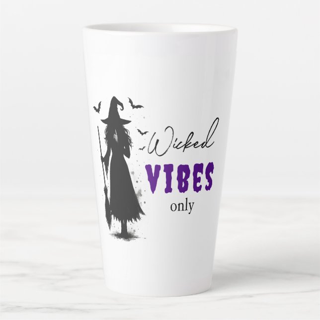 "Nur Wicked Vibes" - Halloween Black Hexe - Milchtasse (Vorderseite)