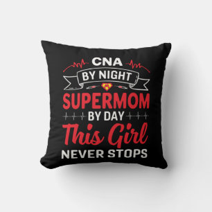 Nurse Geschenk CNA von der Nachtsupermutter Kissen