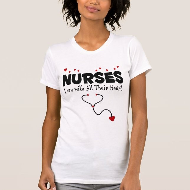 Nurse Heart Geschenk T-Shirt (Vorderseite)