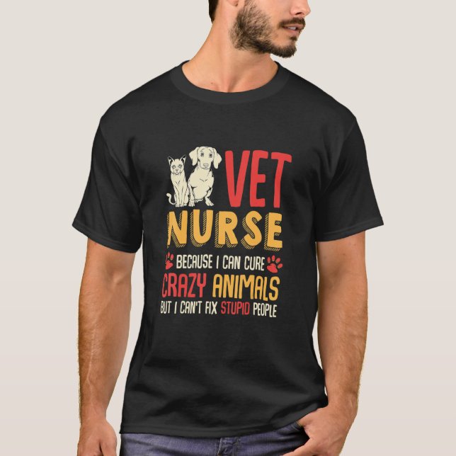 Nurse Niedlich Hund Fliegenklumpen T-Shirt (Vorderseite)