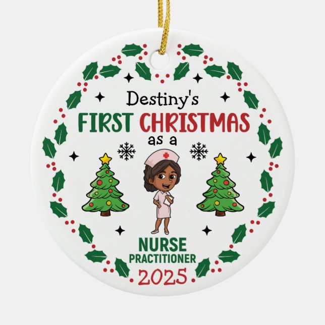 Nurse Practitioner First Christmas Custom Name Keramik Ornament (Vorne)