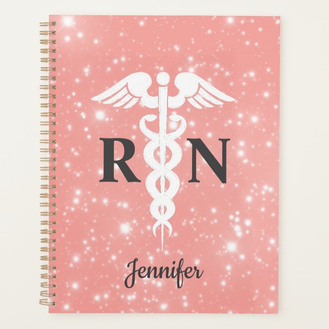 Nurse RN Caduceus Blush Pink Personalisierter Name Planer (Vorderseite)