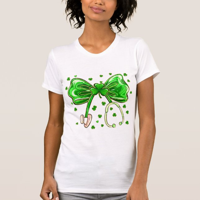 Nurse Shamrock St. Patrick’s T-Shirt (Vorderseite)