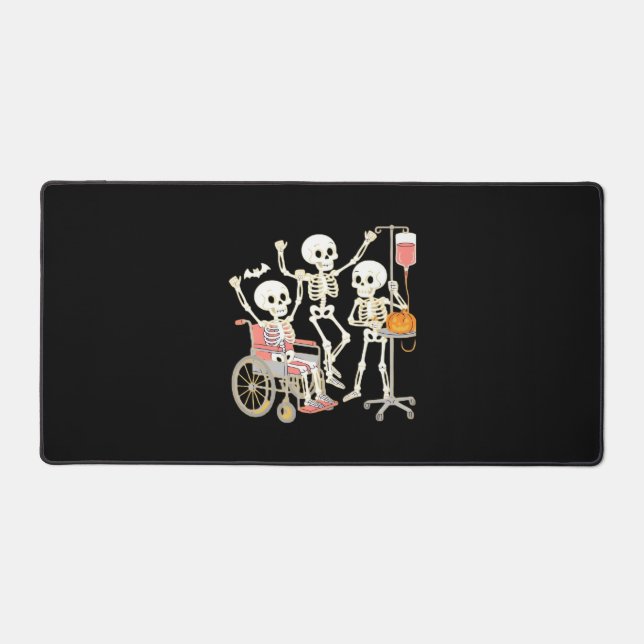 Nurse Skeleton Funny Halloween Healthcare Essentia Schreibtischunterlage (Vorderseite)