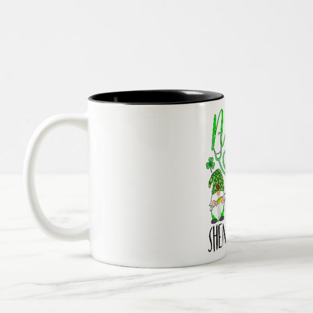 Nurses Liebe Shenanigans Funny Gnomes Nurse St Pat Zweifarbige Tasse (Links)
