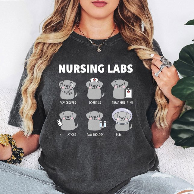 Nursing Labs Hunde-Wortspiele T-Shirt (Von Creator hochgeladen)