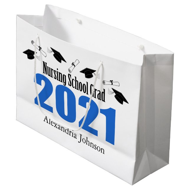 Nursing School 2021 Abschluss Gift Bag (Blue Cap) Große Geschenktüte (Vorderseite Schrägansicht)