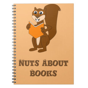 Nüsse über Bücher Eichhörnchen