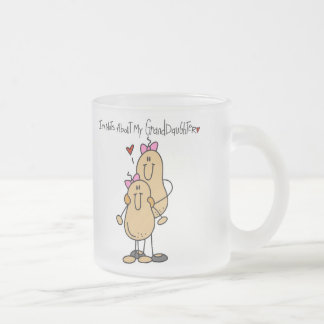 Nüsse über meine Enkelin-Tasse Mattglastasse