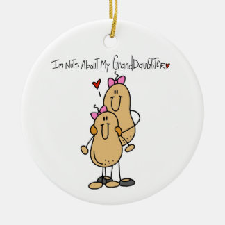 Nüsse über meine Enkeltochter-T - Shirt und Gesche Keramikornament