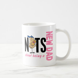 Nüsse über Sein ein neuer Vater 1 (Rosa) Kaffeetasse