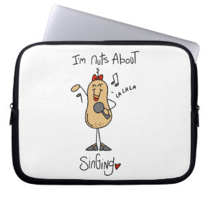 Nüsse über Singen T-Shirts und Geschenke Laptopschutzhülle