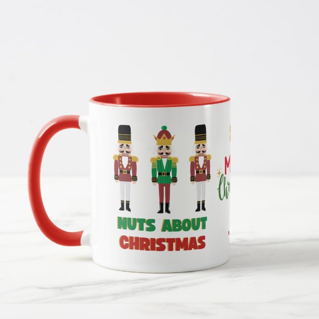 Nüsse über Weihnachts-Nutcracker-Tasse Tasse (Links)