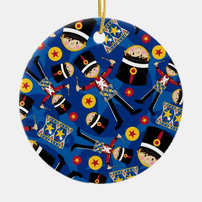 Nussknacker-Soldat, der Trommel-Verzierung spielt Keramikornament (Vorne)