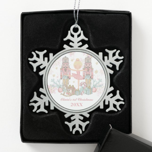 Nutcracker Pastell Pink Ballet Baby First Christma Schneeflocken Zinn-Ornament (Box)