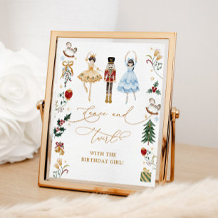 Nutcracker tanzt und wirbelt mit dem Geburtstagsmä Poster