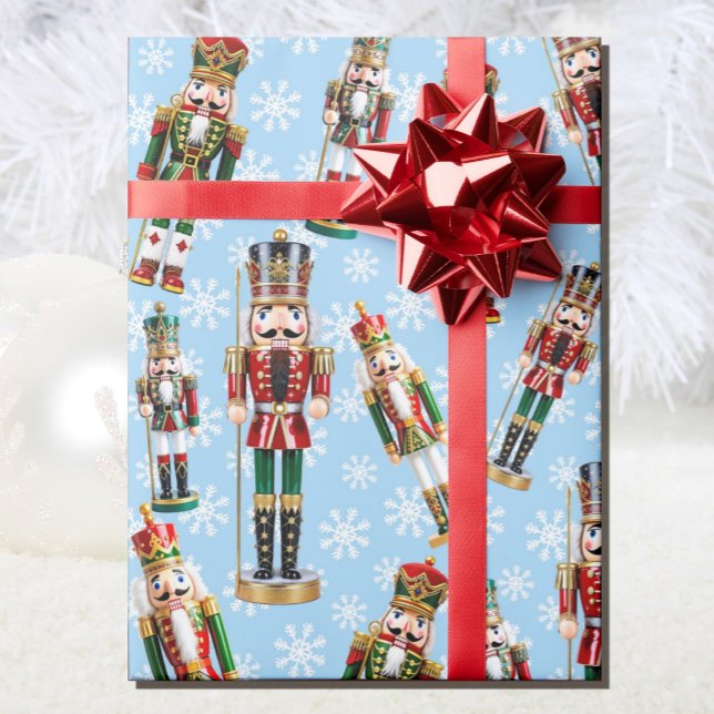 Nutcracker Toss on Snow Christmas Roll of Geschenkpapier (Von Creator hochgeladen)