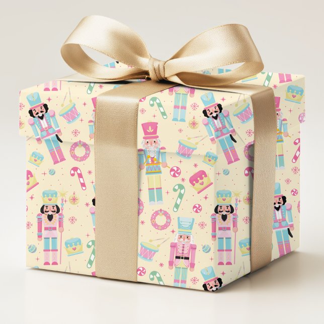 Nutcracker Yellow Pink Blue Weihnachtsfeiertage Geschenkpapier (Von Creator hochgeladen)