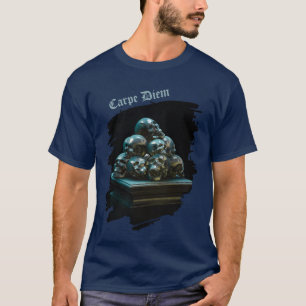 Nutze den Tag. Gruppe metallener Totenschädel T-Shirt