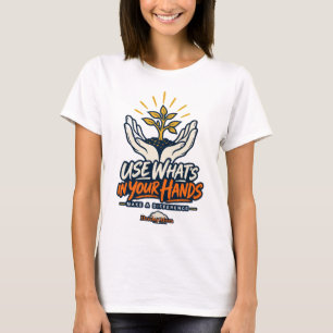 Nutze, was du in den Händen hältst, um einen Unter T-Shirt