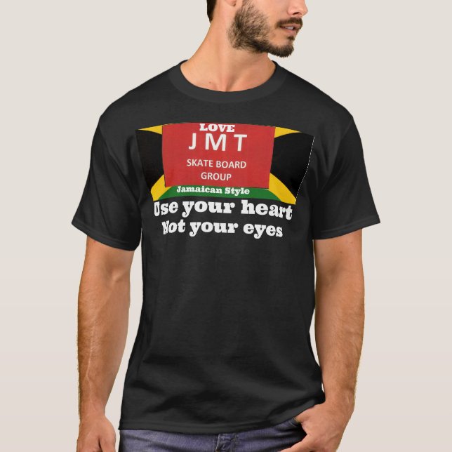 NUTZEN SIE IHR HERZ NICHT IHRE AUGEN Basic Dunkel  T-Shirt (Vorderseite)