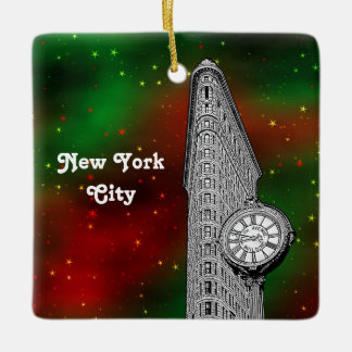 NYC Flatiron Gebäude Red Grn Starry Xmas Keramikornament