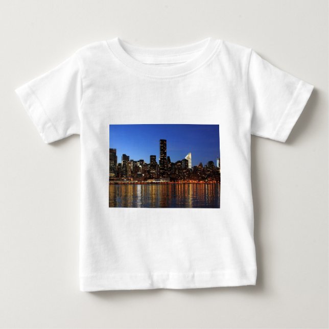 NYC New York City Manhattan Nacht Baby T-shirt (Vorderseite)