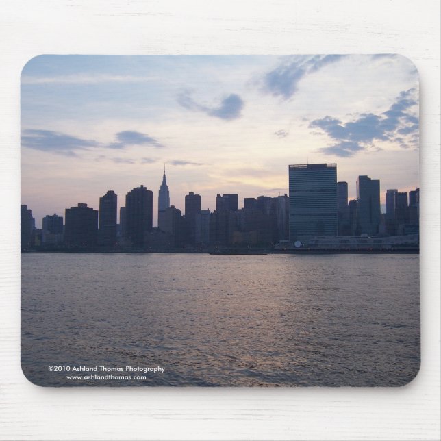 NYC Skyline auf dem East River Mousepad (Vorne)