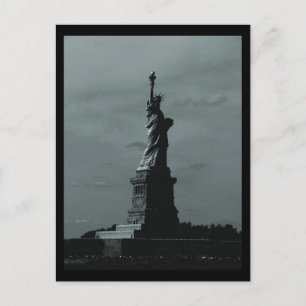NYC Statue of Liberty B&W Postkarte