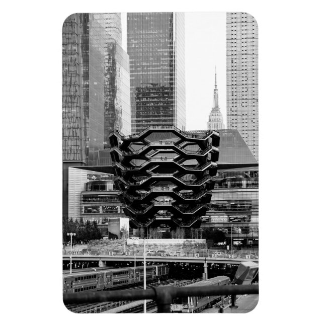 NYC Street in Monochrome Magnet (Vertikal)