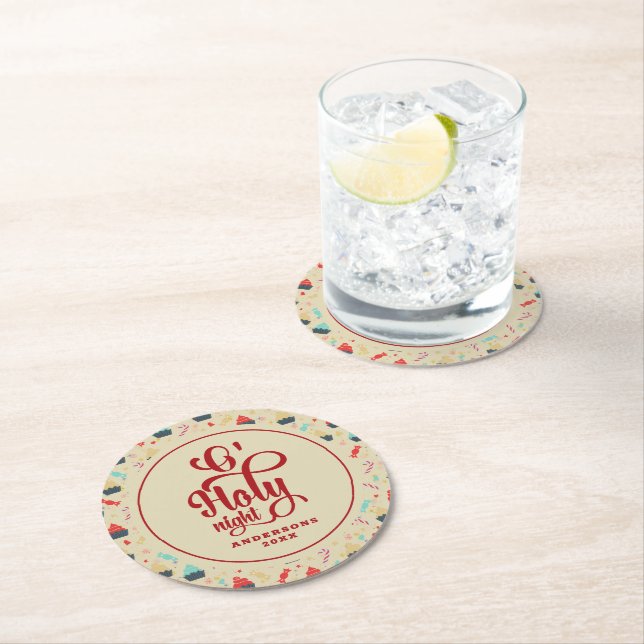 O Holly Nights Typografie & Weihnachtsmuster Runder Pappuntersetzer (Vor Ort)