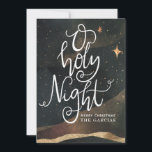O Holy Night Starry Sky Christmas Card<br><div class="desc">Diese Weihnachtskarte ist elegant und modern zugleich und beginnt mit einem Sternenhimmel mit einer abstrakten Landschaft. O heilige Nacht ist in leuchtend weißer,  moderner Typografie geschrieben. In zwei Textzeilen unten wird gelassen,  dass Sie Ihre Karte personalisieren.</div>