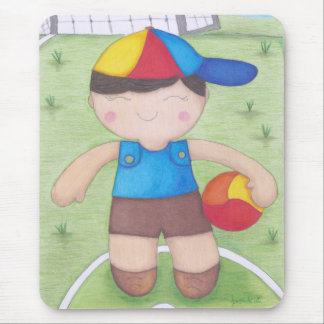 O Menino de Boné e a Bola Mousepad