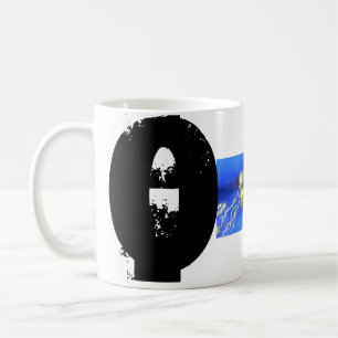 O Monogram Typographic Grunge Tasse